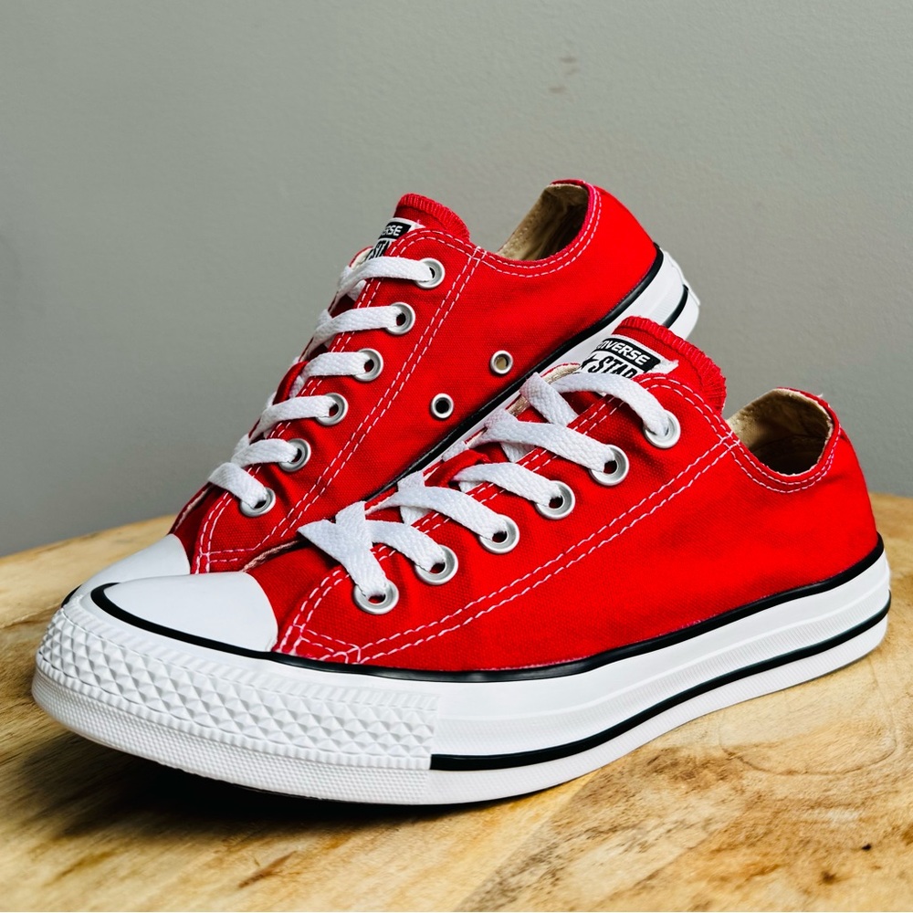 Converse All Star Red Low Top Women’s Size 7 Lace Up Canvas Shoes Sneakers - Picture 4 of 10